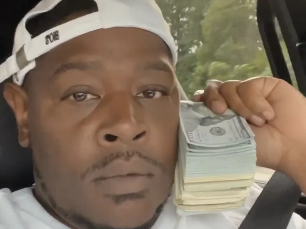 bigdick650's Offline XXX Chat