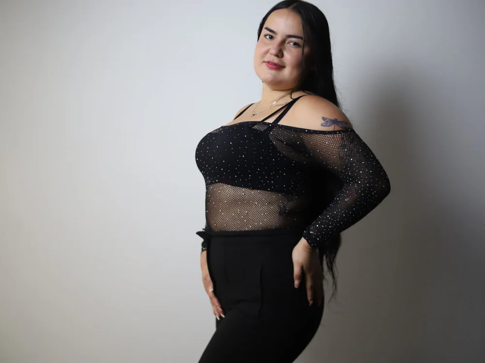 HannaThomsonn offline chatrum