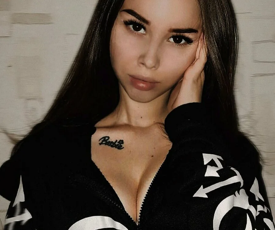 JeannKross' Offline XXX Chat