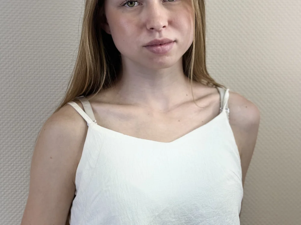 FloraDyer's Offline Chat Room