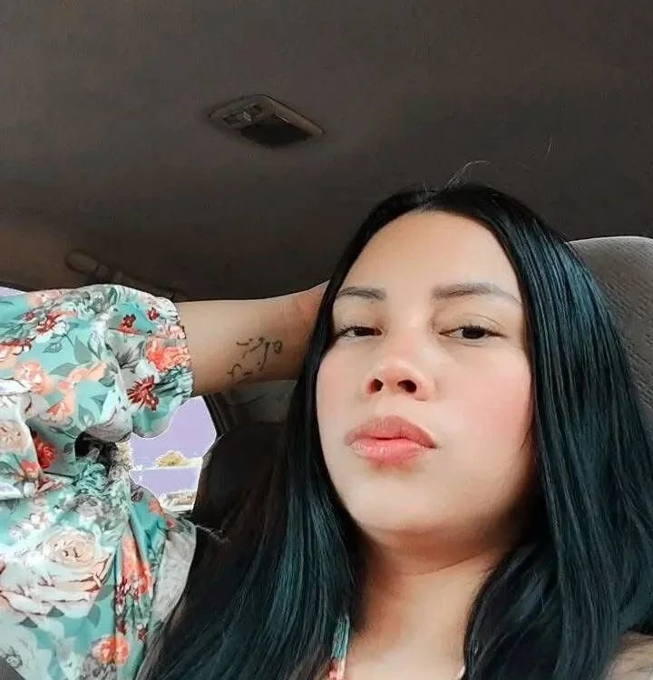 JACOB_AND_MIA's Offline Chat Room