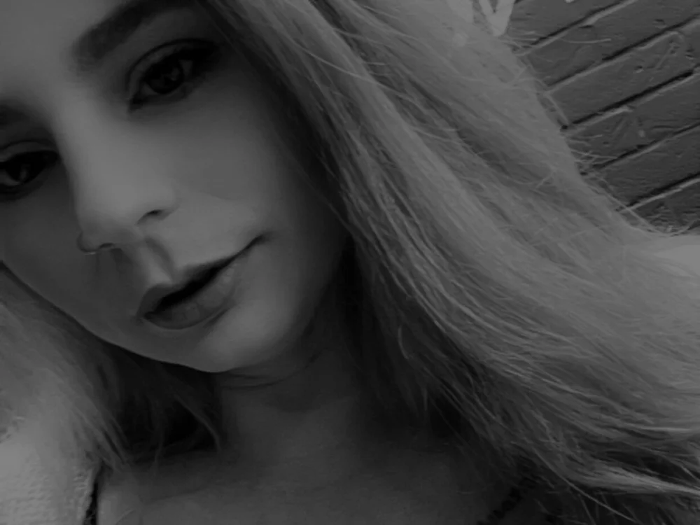 HunniXoXoX offline chatrum