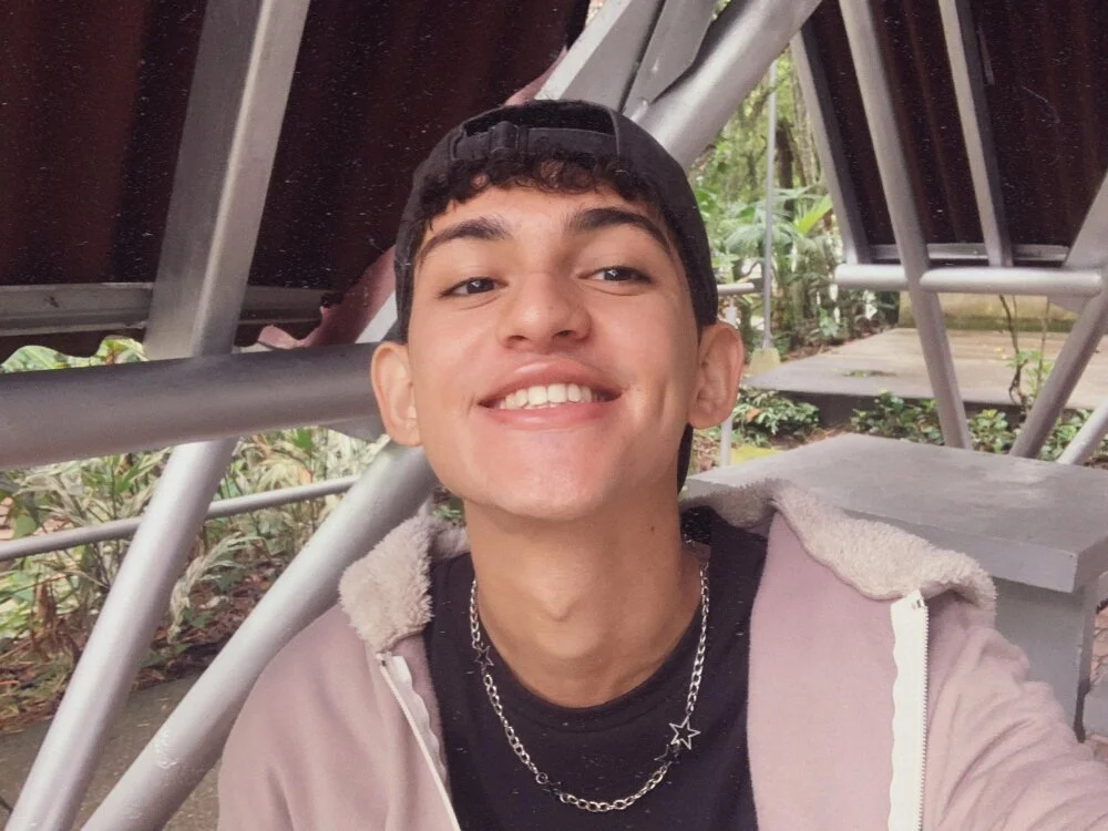 Michaelkoiv Offline XXX-chat