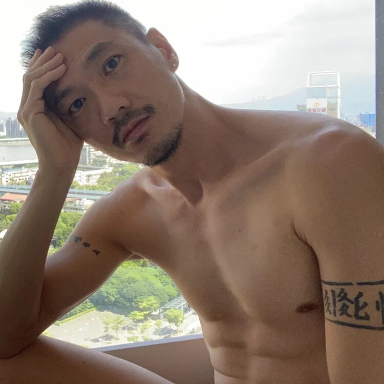 vershifun6666 Chat XXX offline