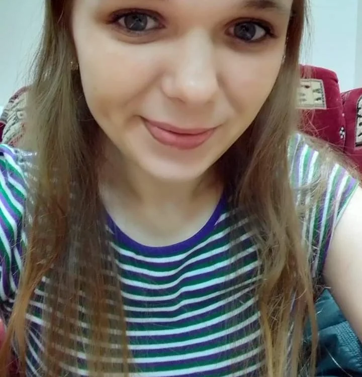 Foxy_Alice_ offline chatrum