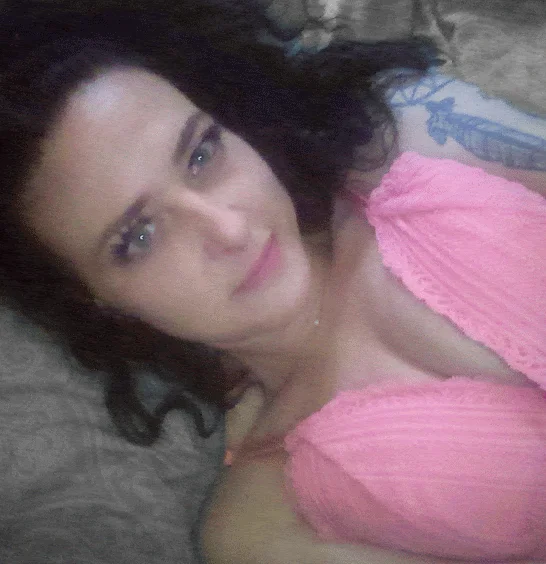 Bombshellbettyy offline chatrum