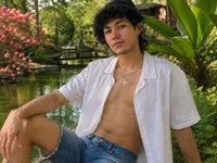 thanier_18's webcam live show