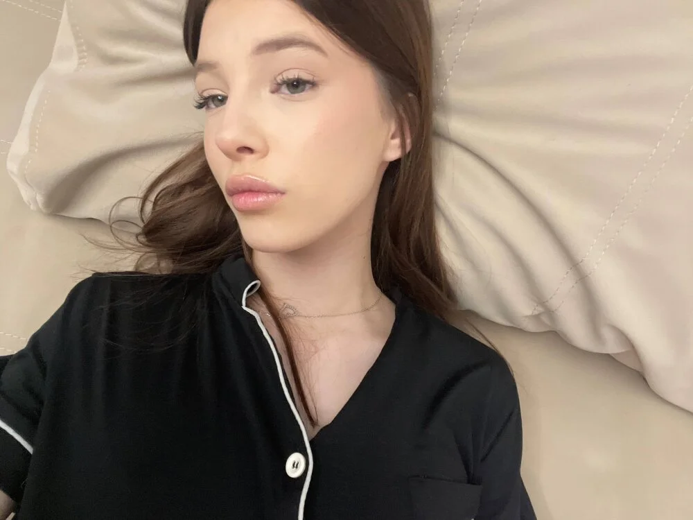 zerelle Obrolan XXX Offline