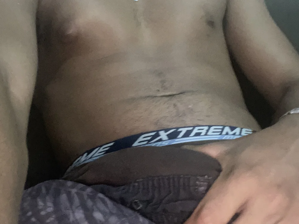 Nycolas82 Chat XXX Ngoại tuyến