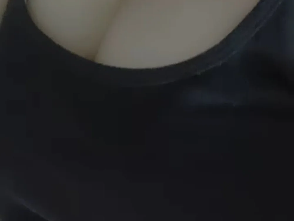 khushhii's Offline Chat Room