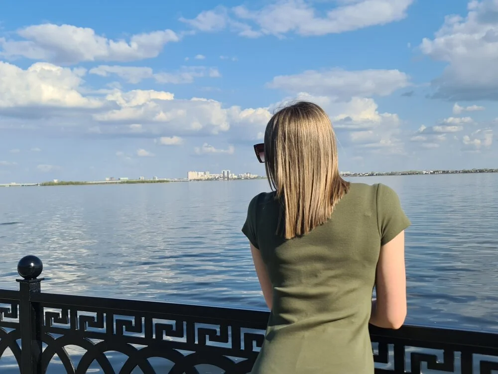 VickyLove047 离线XXX聊天