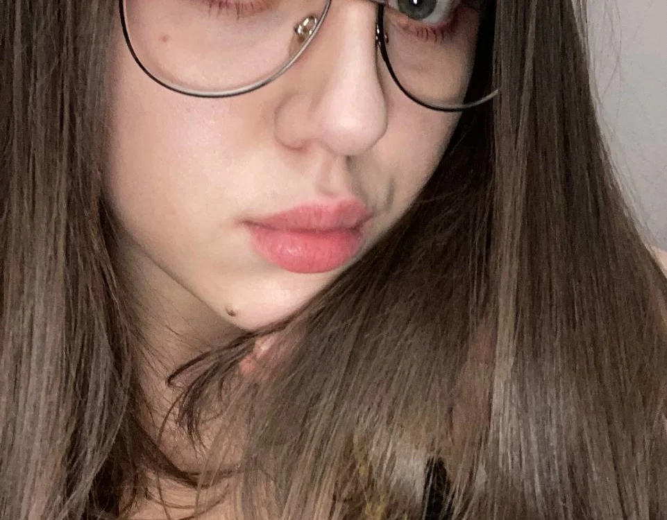 Offline chatovací místnost candice_sprose