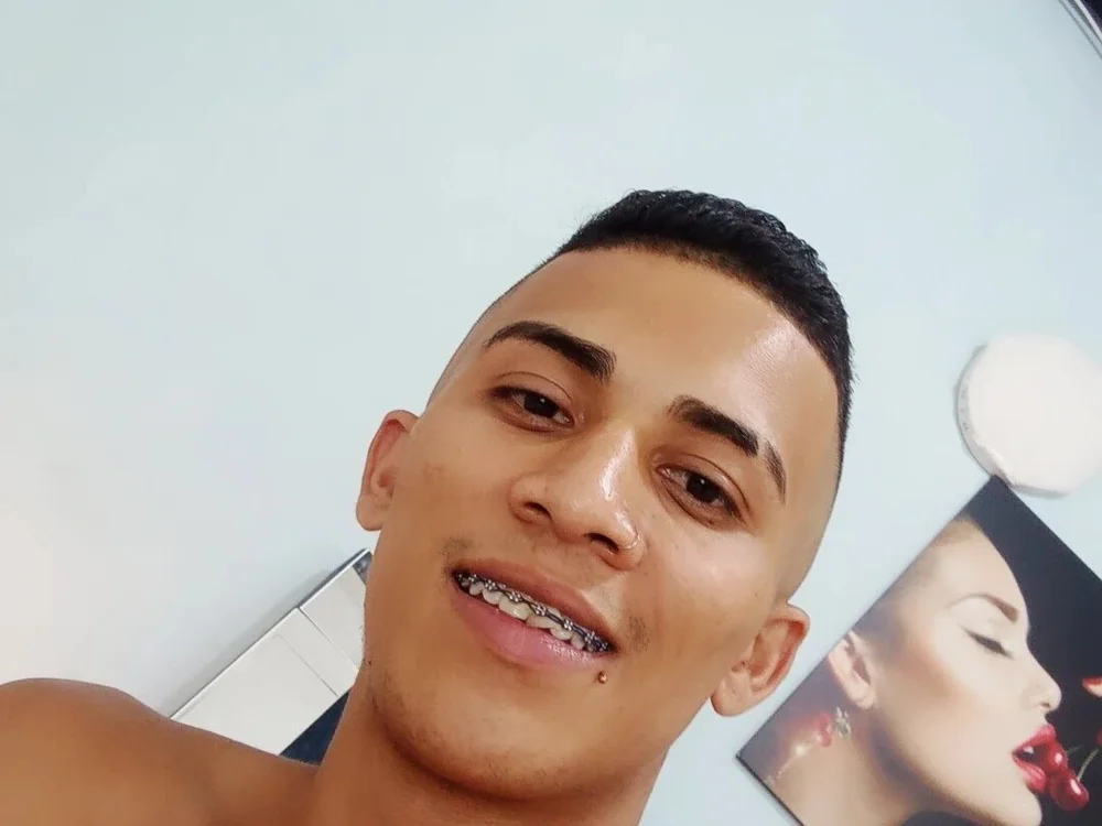 philips_hot's Offline XXX Chat