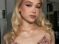 Lina_Banks
