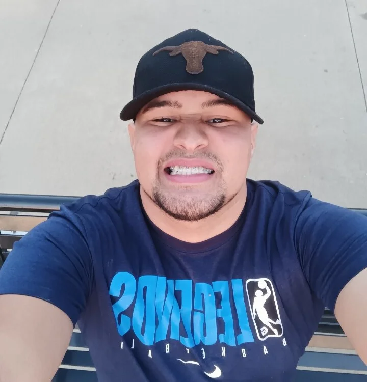 TyroleanOutflow Chat XXX offline