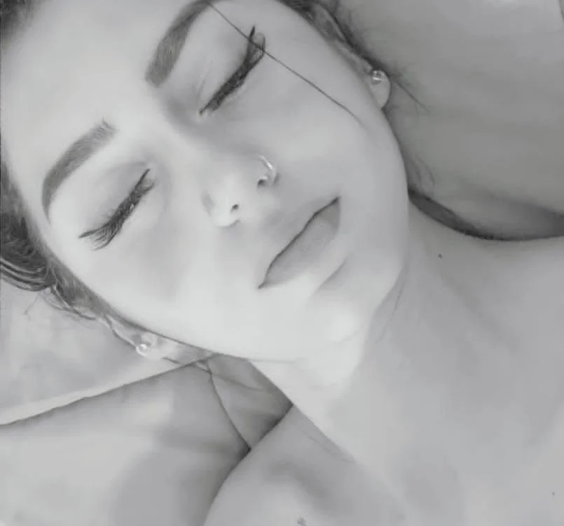 marian_castro's Offline XXX Chat