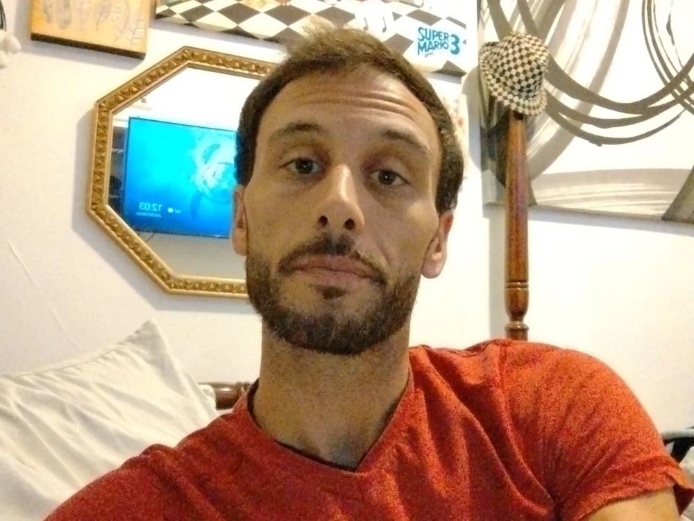 JIMMYBOOFIT's Offline Chat Room