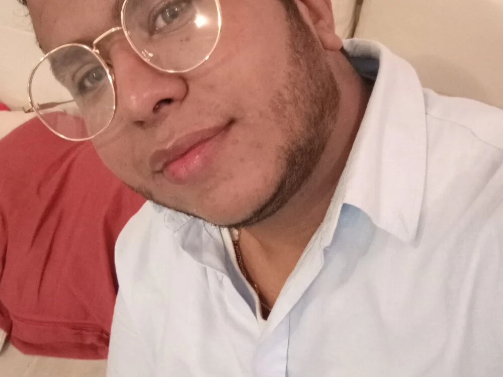 a123r- 離線 XXX 聊天