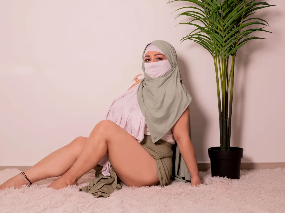 دردشة _Azahaaraa_ الجنسية دون اتصال