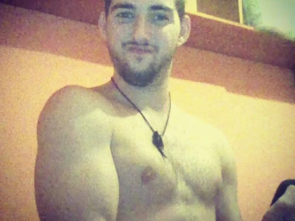 Capitansalami36n Offline XXX chat