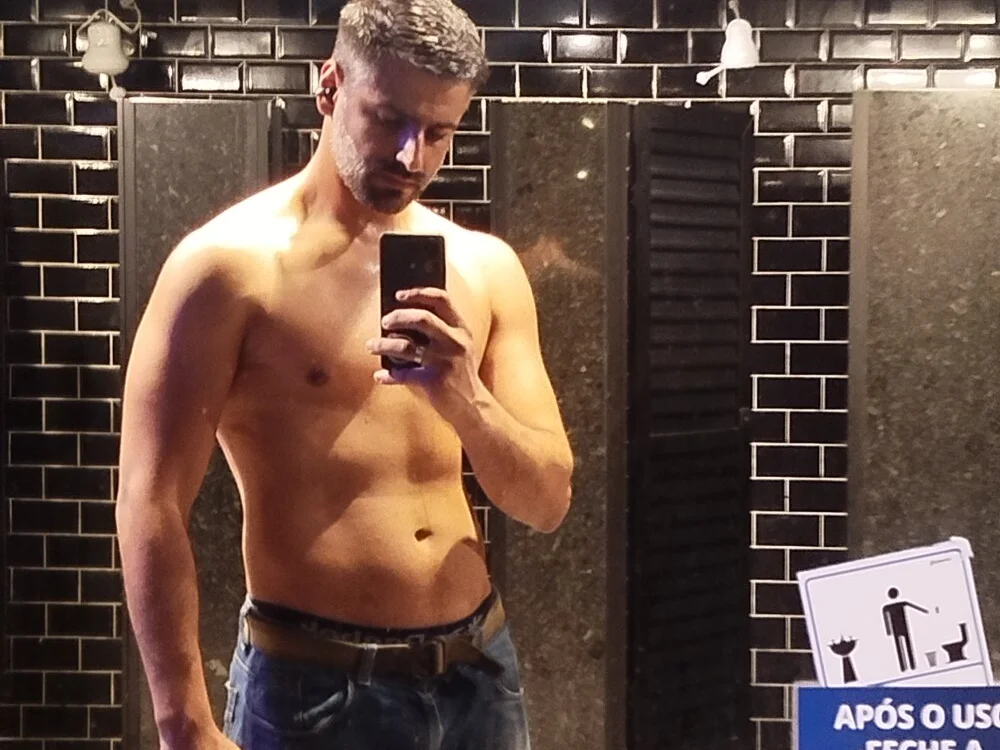 Caralegalll: офлайн-секс-чат