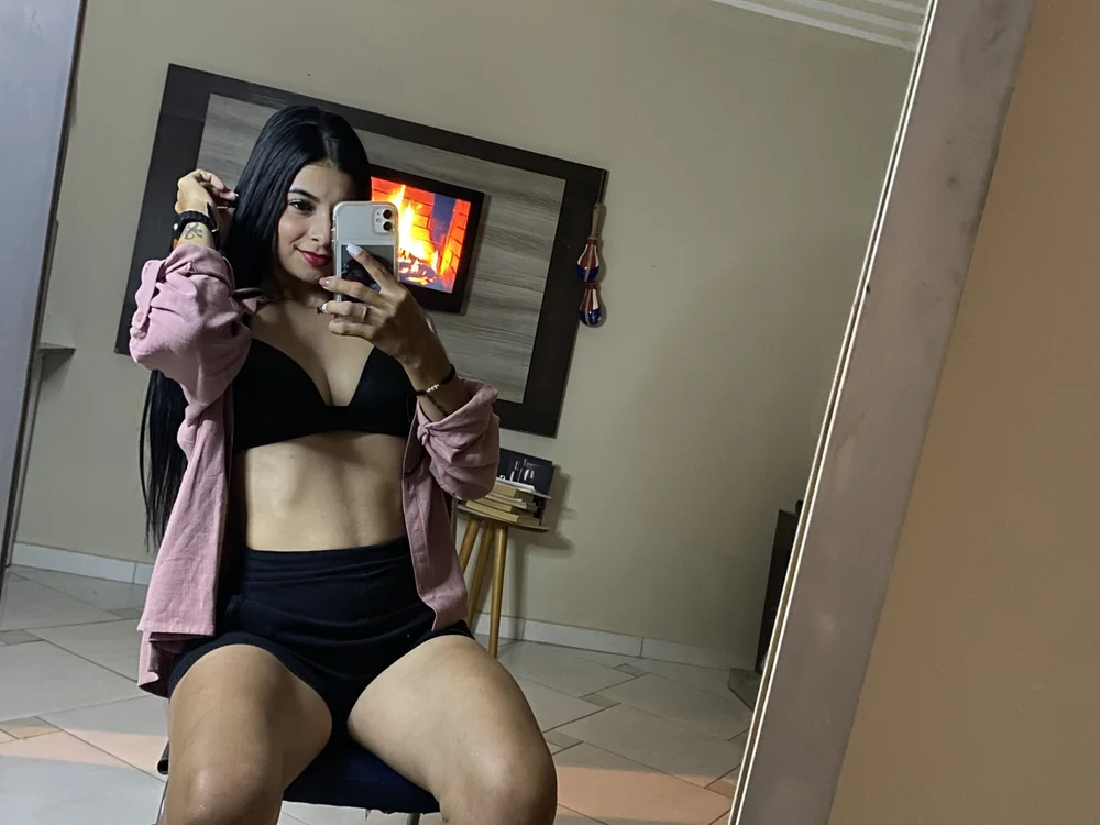 dcardenas5's Offline XXX Chat