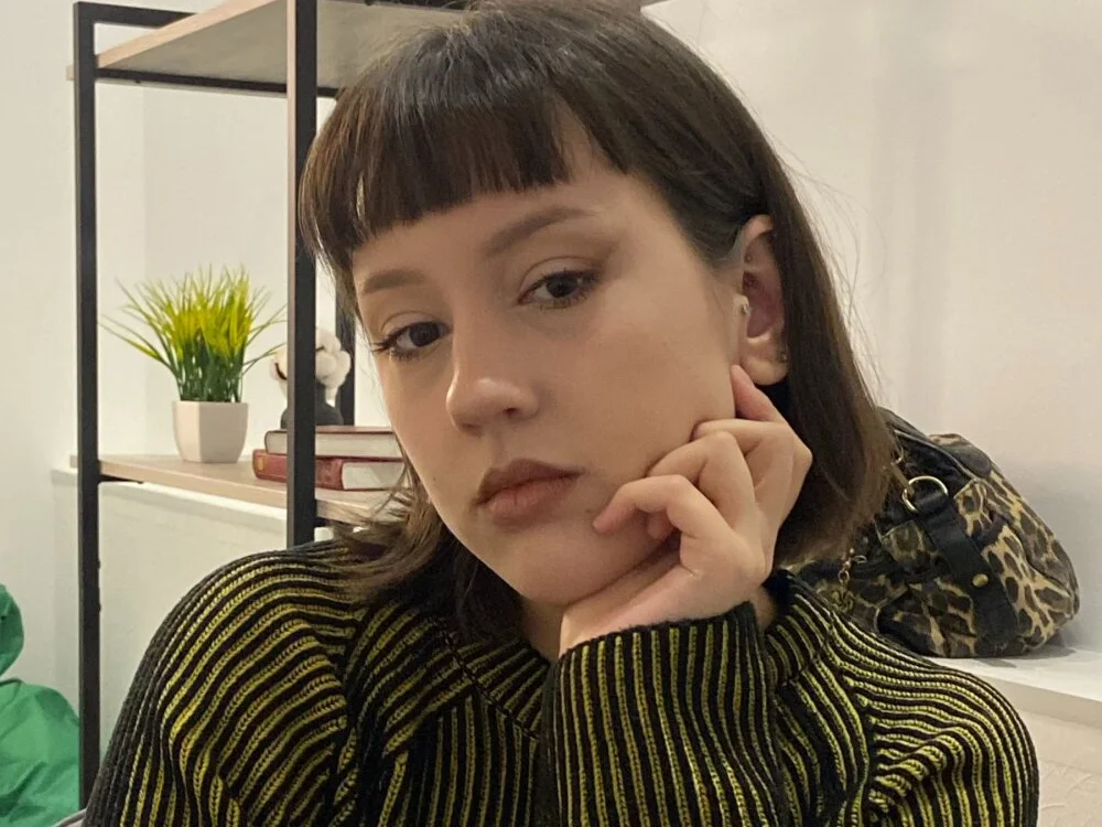 AnthonyHatler Chat XXX offline