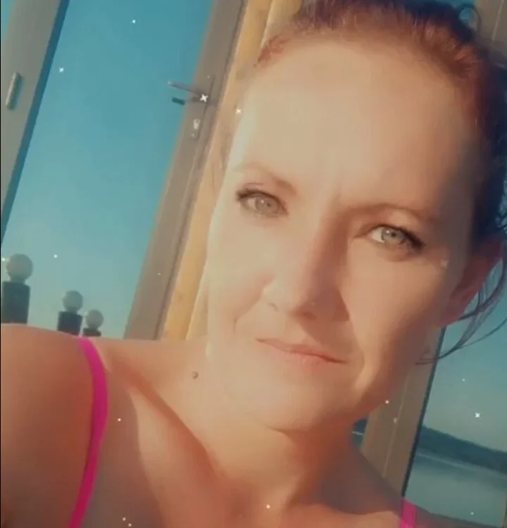 3sumcpl's Offline XXX Chat