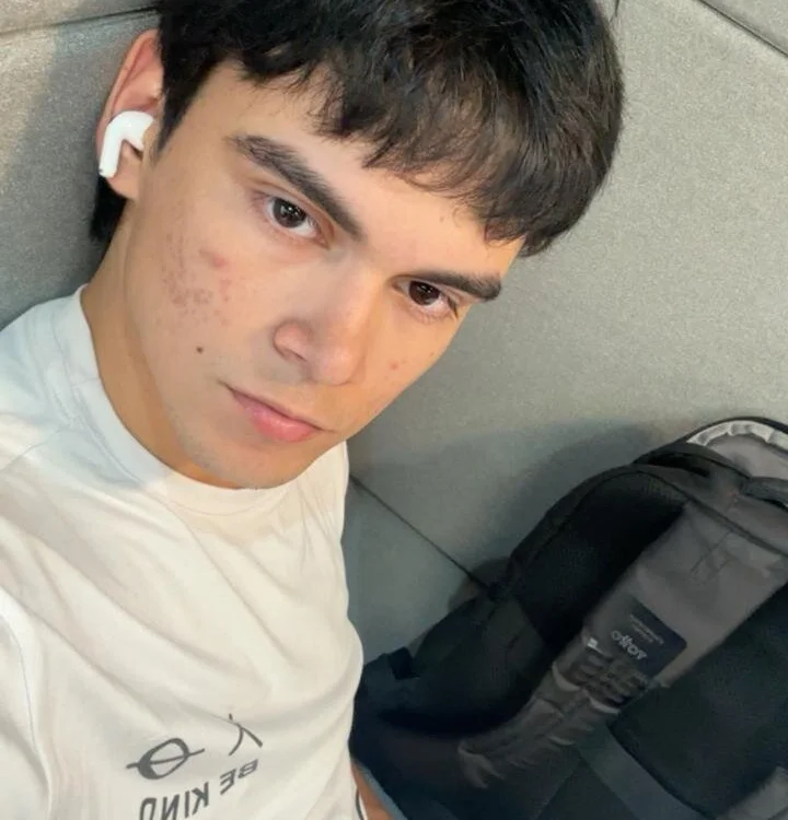 Offline XXX chat modela Velvet_Ney