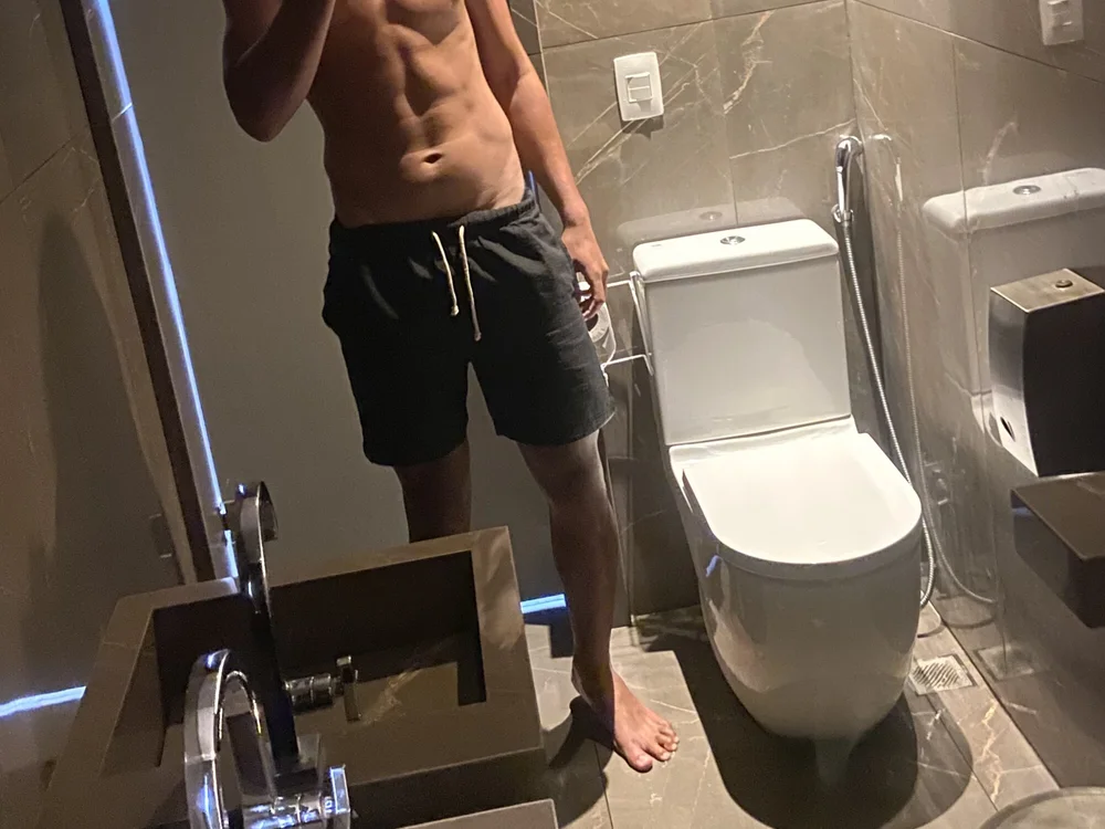 Vitormoren0's Offline Chat Room