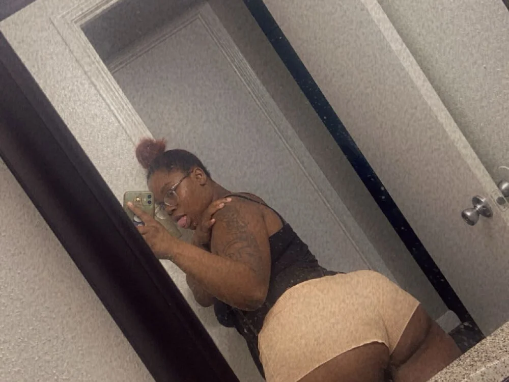 lovelytip: офлайн-секс-чат