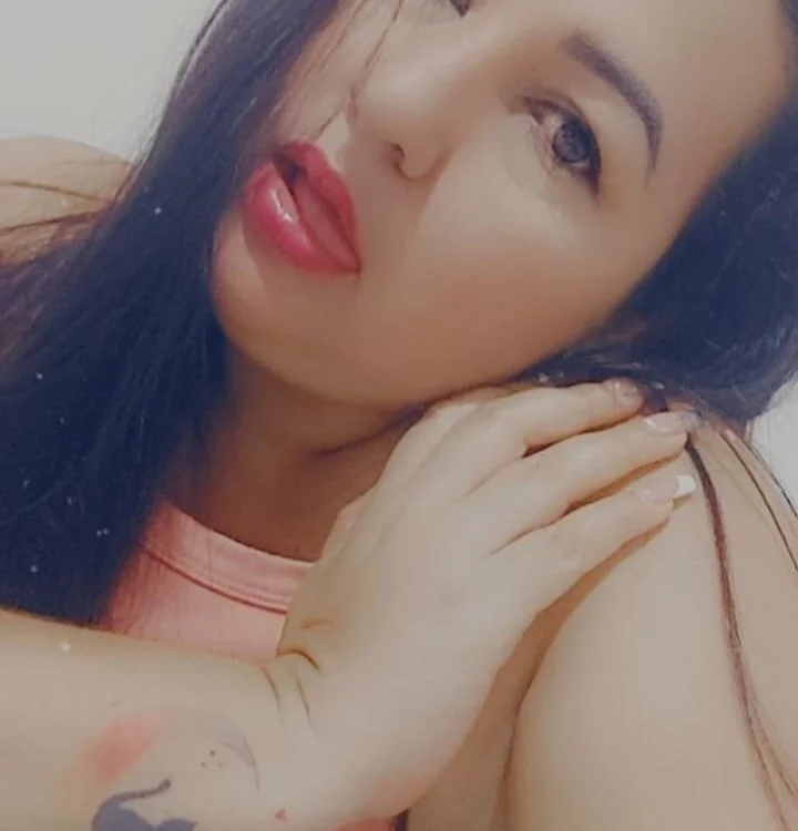 Mafe_hot10's Offline Chat Room