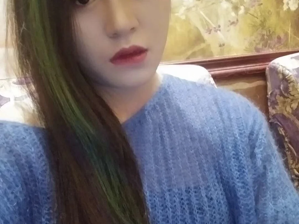 rongbabay's most recent online preview