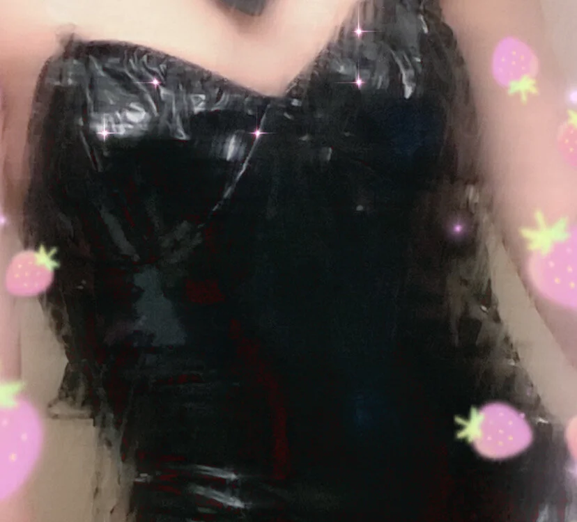 bunny_cunt_boy's Offline XXX Chat