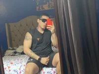 latino30's webcam live show