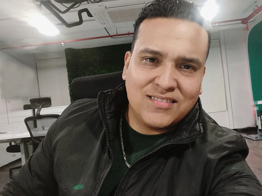 DanielMex's Offline Chat Room