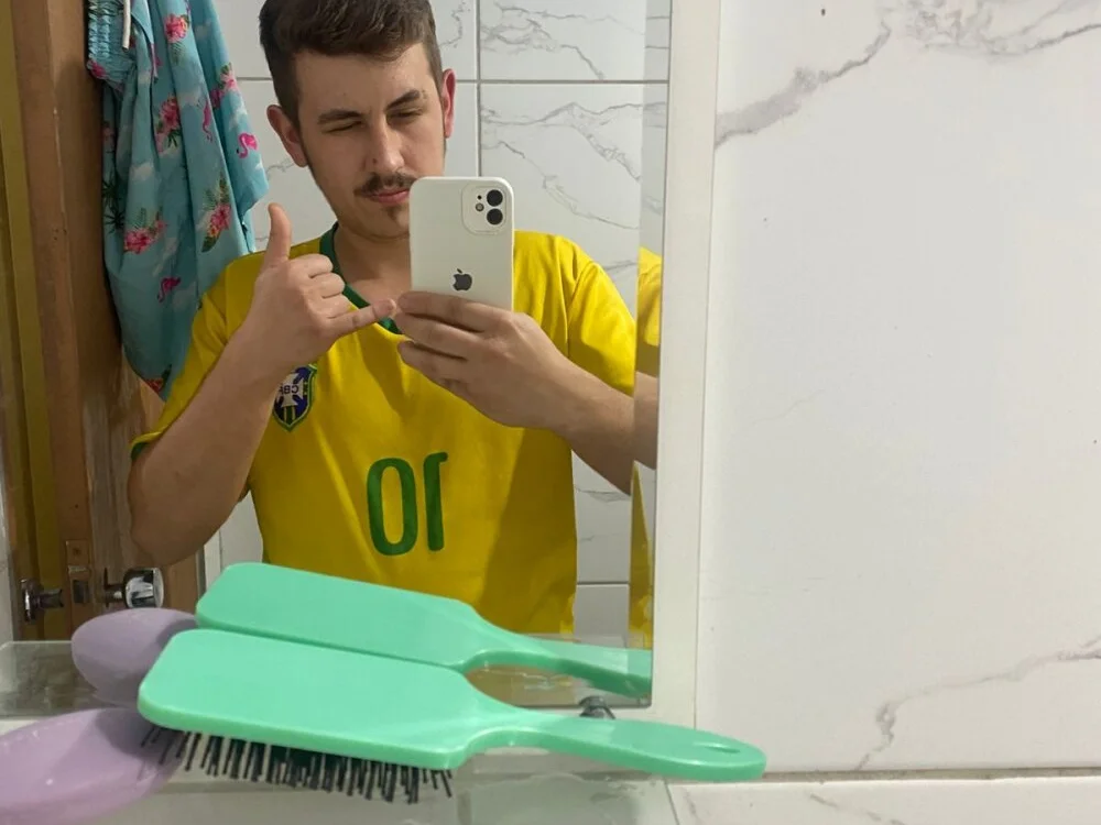 Chat +18 off-line de alemaohjsin