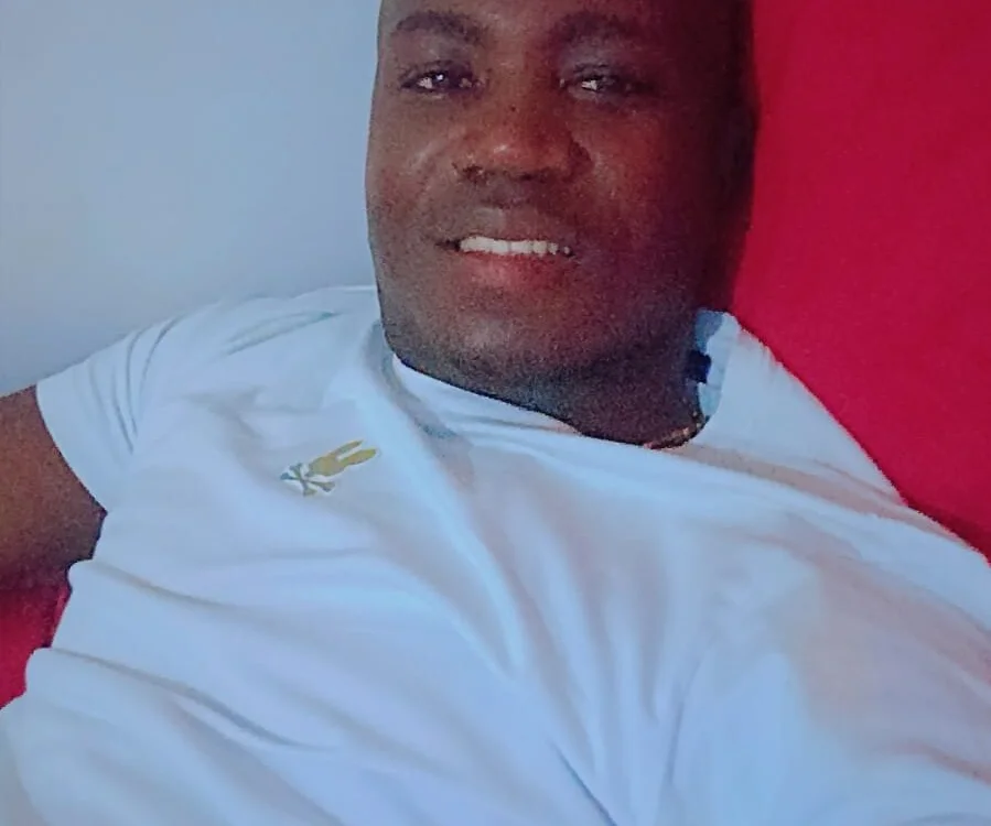 Офлайн-чат XXX CastiLLo2309