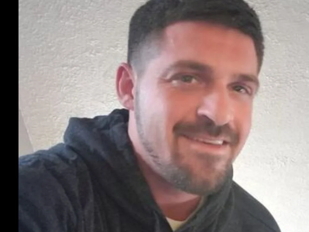 Troyt87: συνομιλία ΧΧΧ εκτός σύνδεσης