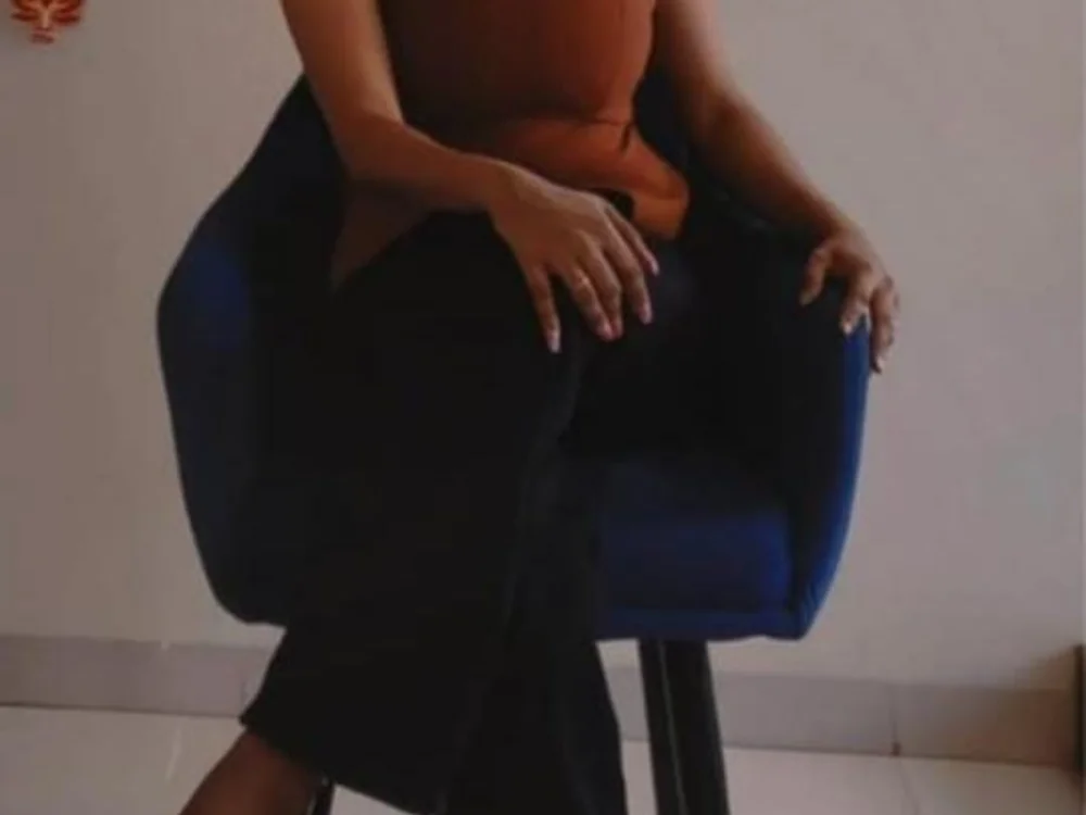 Hotgirl98970