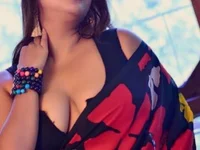 Hot-golu-girl