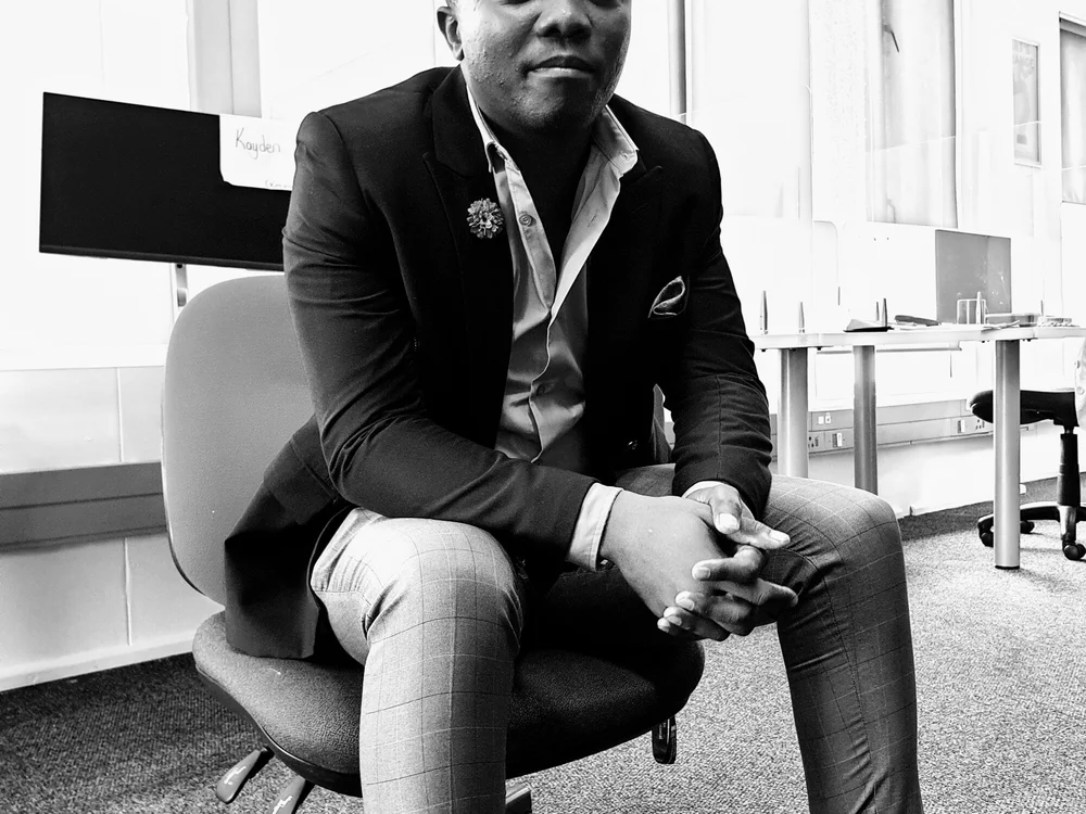 AyandaBlaq offline chatrum