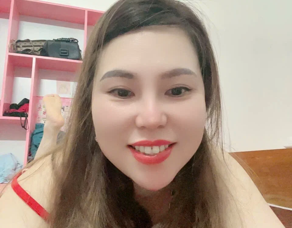 Lucinda696 offline chatrum