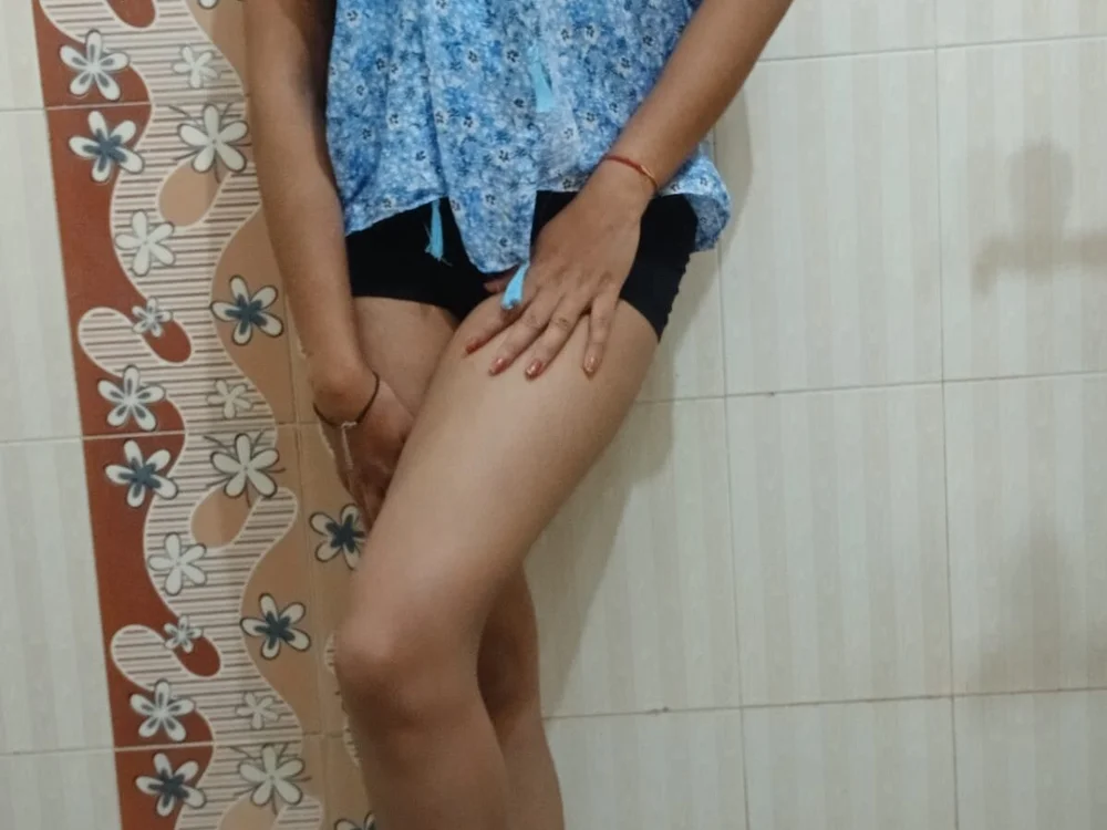 Khushiii_'s Offline XXX Chat