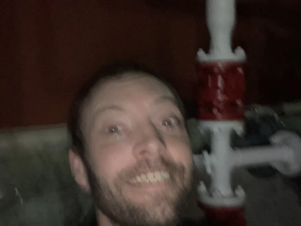 TonyV90's Offline Chat Room
