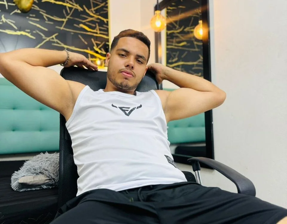 دردشة Trevor_Ash الجنسية المباشرة