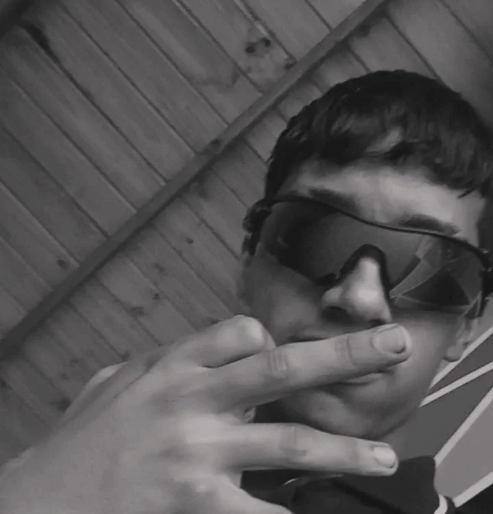 Yei_lee_ Offline XXX Chat