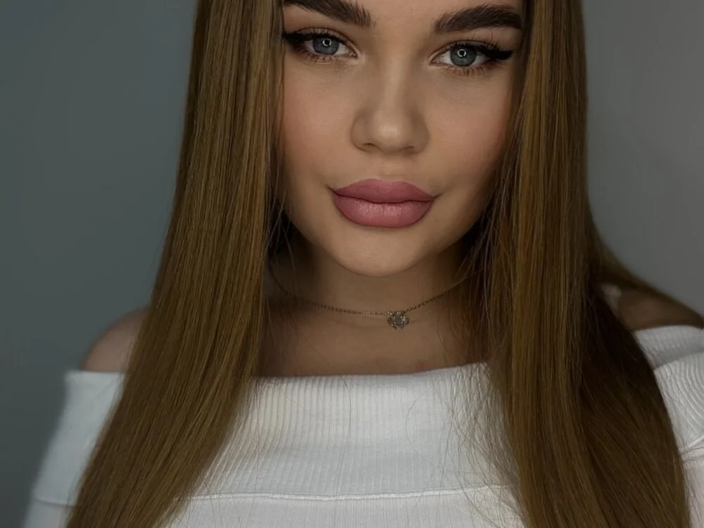 Offline XXX chat ella_zzz