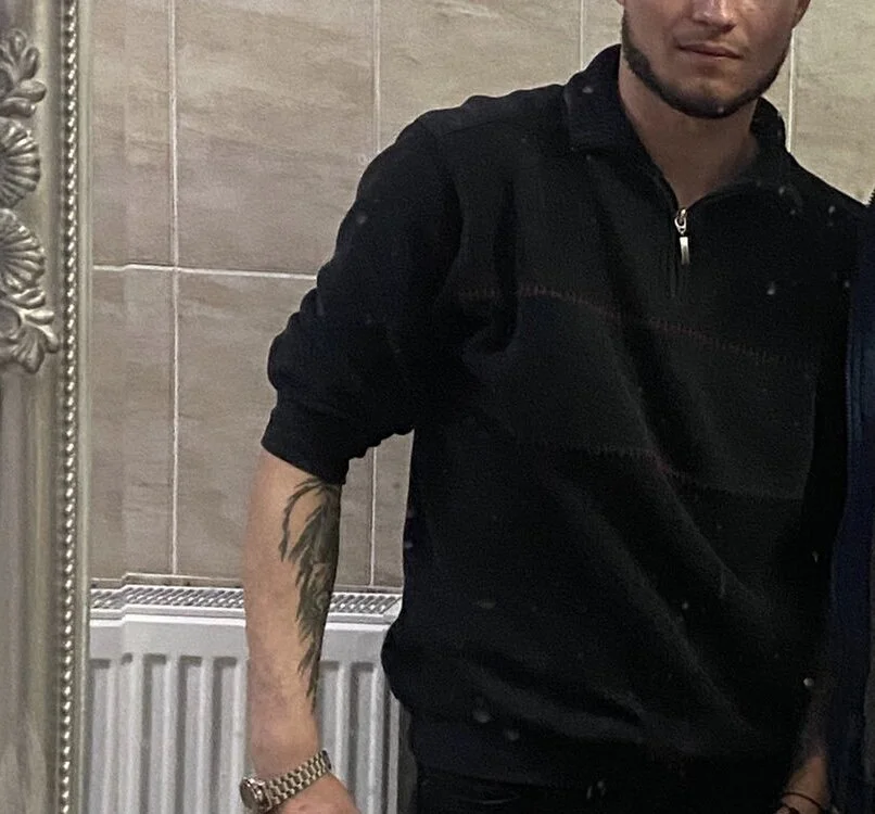 Aurelian09 অফলাইন XXX চ্যাট