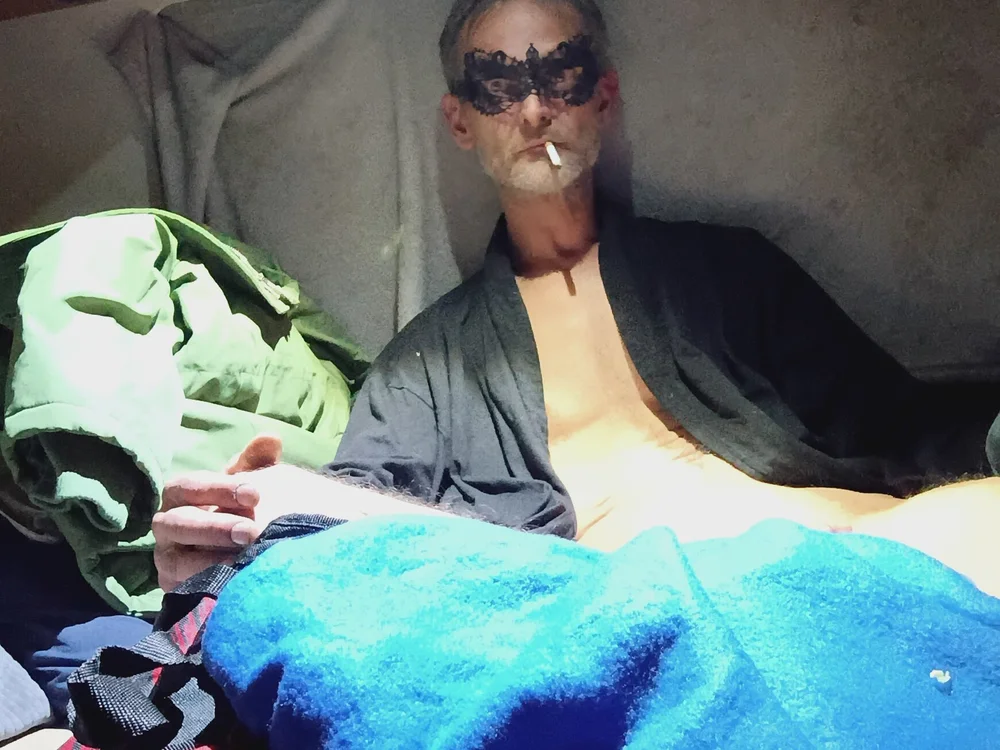 ห้องแชทออฟไลน์ของ addictedtoporn76